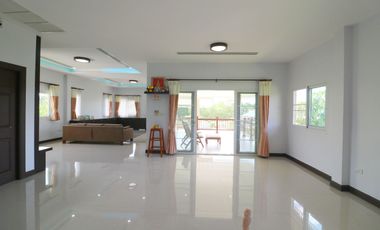 Two Modern Homes for Sale – 5 Bed, 4 Bath, 2 Levels, 1 Rai, Kumphawapi, Udon Thani, Thailand