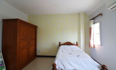Two Modern Homes for Sale – 5 Bed, 4 Bath, 2 Levels, 1 Rai, Kumphawapi, Udon Thani, Thailand