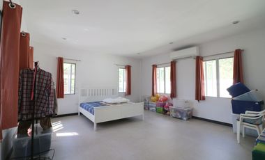 Two Modern Homes for Sale – 5 Bed, 4 Bath, 2 Levels, 1 Rai, Kumphawapi, Udon Thani, Thailand