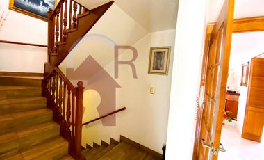 Venta Casa con vigilancia 24-7