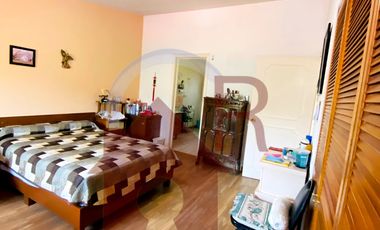 Venta Casa con vigilancia 24-7