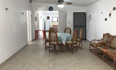 Casa en venta en el puerto de Chelem