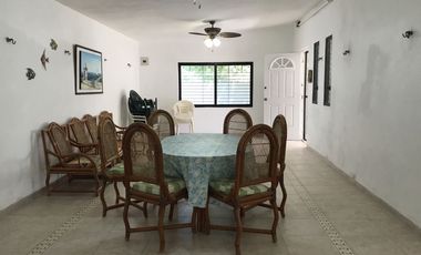 Casa en venta en el puerto de Chelem