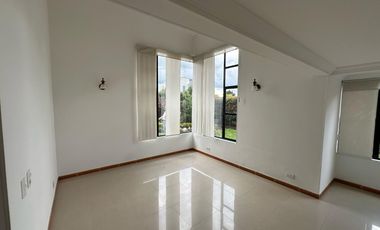 Venta de Casa en Condominio Cerros del Virrey
