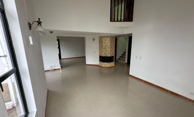 Venta de Casa en Condominio Cerros del Virrey