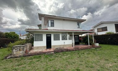 Venta de Casa en Condominio Cerros del Virrey
