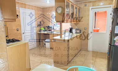 Arriendo casa 4D 3B,  cercana a colegios. Barrio residencial ambiente familiar, Puerto Varas