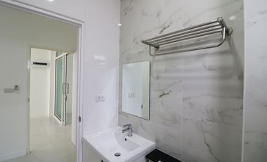 4-Bedroom 4-Bath Modern Home for Sale in Chum Phae, Khon Kaen – Spacious 2-Storey House in Thailand