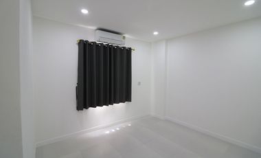 4-Bedroom 4-Bath Modern Home for Sale in Chum Phae, Khon Kaen – Spacious 2-Storey House in Thailand