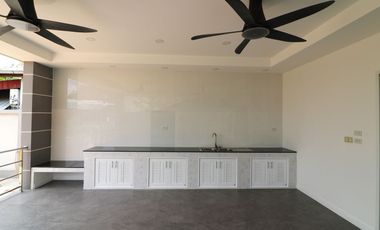 4-Bedroom 4-Bath Modern Home for Sale in Chum Phae, Khon Kaen – Spacious 2-Storey House in Thailand