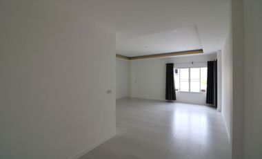 4-Bedroom 4-Bath Modern Home for Sale in Chum Phae, Khon Kaen – Spacious 2-Storey House in Thailand