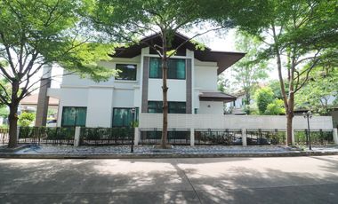 Luxury 3-Bedroom House for Sale in Le Cellini Estate, Udon Thani, Thailand