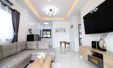 3 Bedroom Pool Villa with 3 Bathrooms for Sale in Dang Yai, Khon Kaen, Thailand