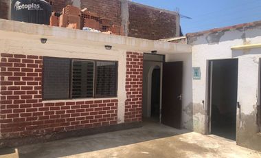 OCASION!! Casa como Terreno en Av. Víctor Larco Herrera-Buenos Aires-Trujillo
