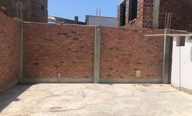 OCASION!! Casa como Terreno en Av. Víctor Larco Herrera-Buenos Aires-Trujillo