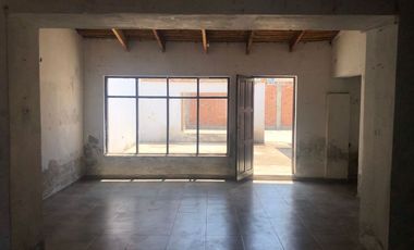 OCASION!! Casa como Terreno en Av. Víctor Larco Herrera-Buenos Aires-Trujillo