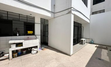 🏢 ¡Alquila Tu Nueva Oficina Administrativa En San Isidro! 🌿✨