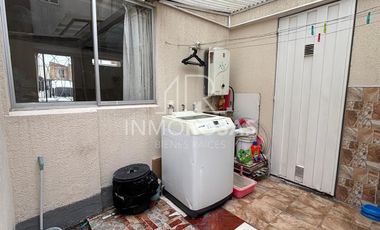 Oportunidad $49.000 Vendo Casa Sector Calderón cerca de Plaza El Coral