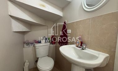 Oportunidad $49.000 Vendo Casa Sector Calderón cerca de Plaza El Coral