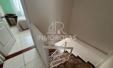 Oportunidad $49.000 Vendo Casa Sector Calderón cerca de Plaza El Coral