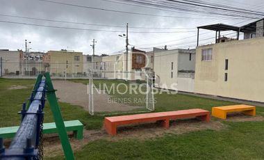 Oportunidad $49.000 Vendo Casa Sector Calderón cerca de Plaza El Coral