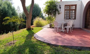 🏡 ¡Inversión Segura En Zona Exclusiva! Se Vende Casa Como Terreno En Residencial La Angostura 🌴