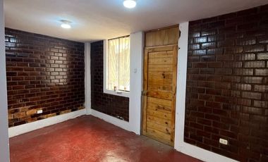 🏡 ¡Se Vende Casa De 2 Pisos En San Clemente! 🏡