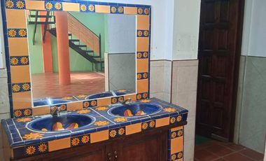 🤎Inmueble en renta  📍 Santa Lucía del Camino, a un costado de macro plaza, en privada de Siracusa