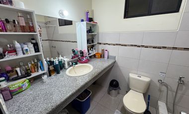 En alquiler casa de 3 dormitorios en Urb.La Romareda.