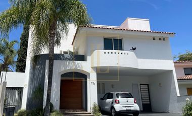 CASA EN VENTA EN PUERTAS DEL TULE