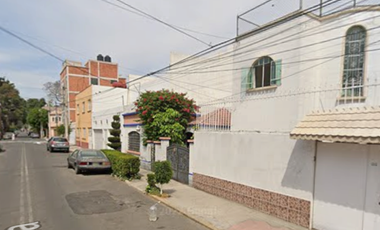 Venta de Casa en Remate, gran ubicación cerca de Plaza Tepeyac, Col. Guadalupe Tepeyac, Gustavo A. Madero, CDMX