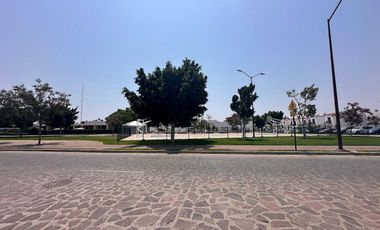 RENTA DE CASA EN BOSQUES DEL DORADO SALIDA LEON SILAO