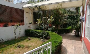 VENTA DE CASA MUY AMPLIA EN AVIACIÓN CIVIL