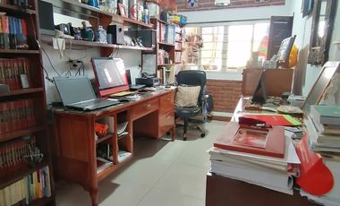 VENTA DE CASA MUY AMPLIA EN AVIACIÓN CIVIL