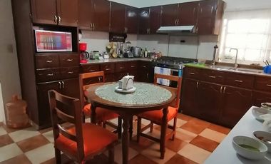 VENTA DE CASA MUY AMPLIA EN AVIACIÓN CIVIL