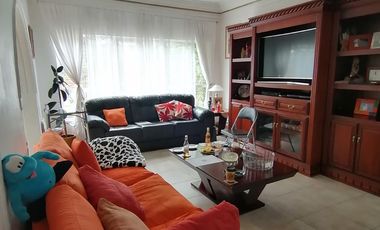 VENTA DE CASA MUY AMPLIA EN AVIACIÓN CIVIL