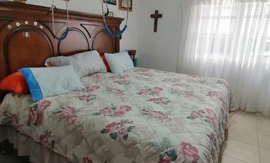 VENTA DE CASA MUY AMPLIA EN AVIACIÓN CIVIL