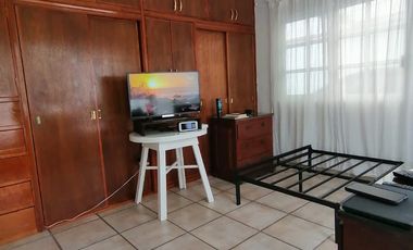 VENTA DE CASA MUY AMPLIA EN AVIACIÓN CIVIL