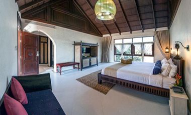 Boutique Hotel in Sukhothai for Sale – Traditional Thai Architecture, 29 Rai