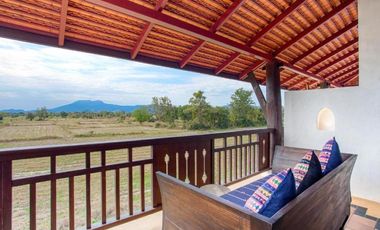 Boutique Hotel in Sukhothai for Sale – Traditional Thai Architecture, 29 Rai