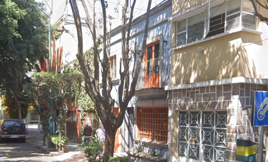 Venta de Casa en Remate, Zona Exclusiva, gran ubicación cerca del Castillo de Chapultepec, Col. Anzures, Miguel Hidalgo, CDMX