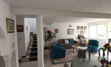 BONITA Y AMPLIA CASA EN CONJUNTO CENTRAL EN IBAGUÉ, (TOLIMA) EN VENTA