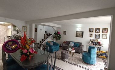 BONITA Y AMPLIA CASA EN CONJUNTO CENTRAL EN IBAGUÉ, (TOLIMA) EN VENTA
