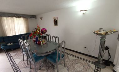 BONITA Y AMPLIA CASA EN CONJUNTO CENTRAL EN IBAGUÉ, (TOLIMA) EN VENTA