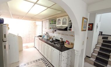 BONITA Y AMPLIA CASA EN CONJUNTO CENTRAL EN IBAGUÉ, (TOLIMA) EN VENTA