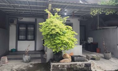 Rumah Semi Furnished Siap Huni Lokasi Perumahan Medaeng Waru Sidoarjo