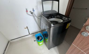 Penthouse con 3 recámaras, amenidades, terraza - RENTA. Santa Fe Juriquilla