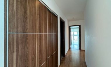 Penthouse con 3 recámaras, amenidades, terraza - RENTA. Santa Fe Juriquilla