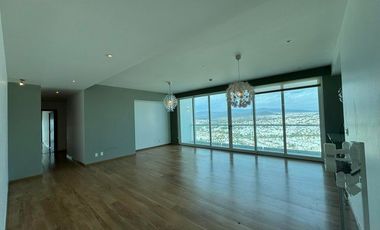 RENTA - Santa Fe Juriquilla, Penthouse con amenidades, terraza, 3 recámaras
