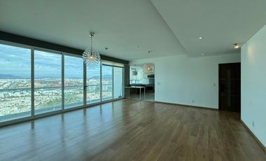 RENTA - Santa Fe Juriquilla, Penthouse con amenidades, terraza, 3 recámaras